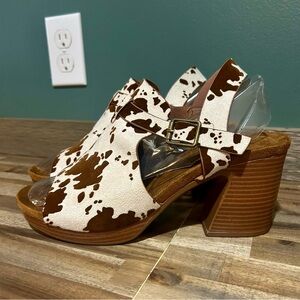 Pierre Dumas Women’s 10 Cow Print Block Heel Sandals | Chunky Slingback Mules